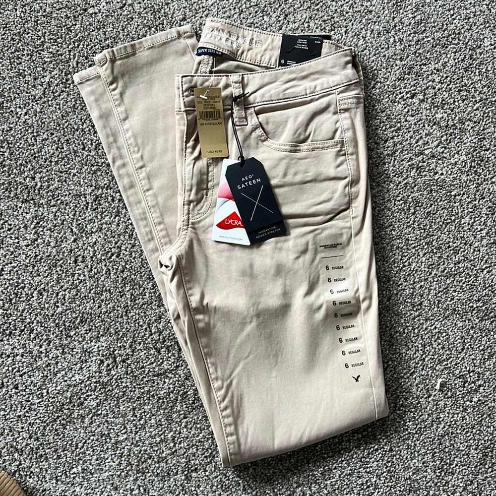 American Eagle Low Rise Jegging 6 Regular Khaki